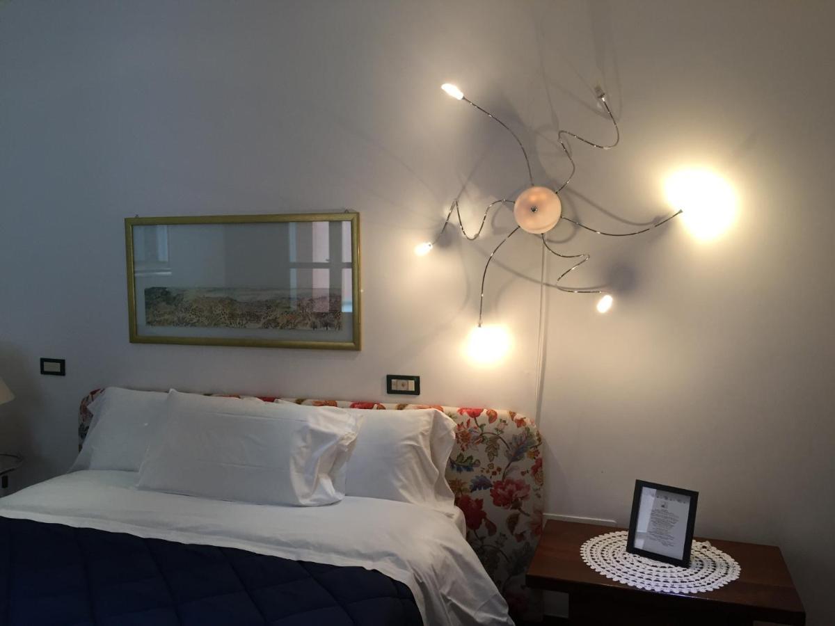 Aliajazz - B&B Hotel - كاستروفيلاري المظهر الخارجي الصورة