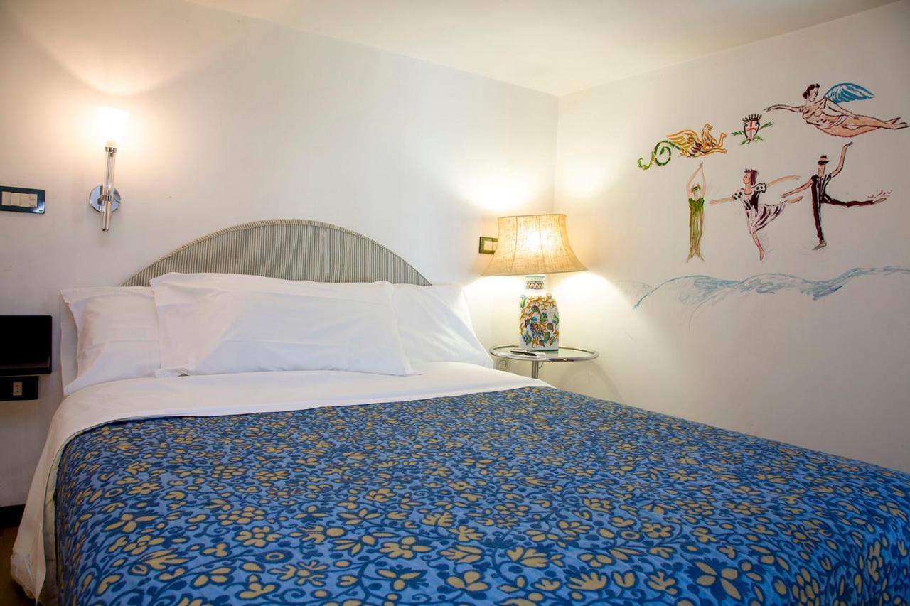Aliajazz - B&B Hotel - كاستروفيلاري المظهر الخارجي الصورة